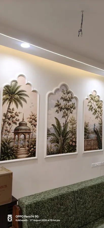 Wallpaper in classic arches